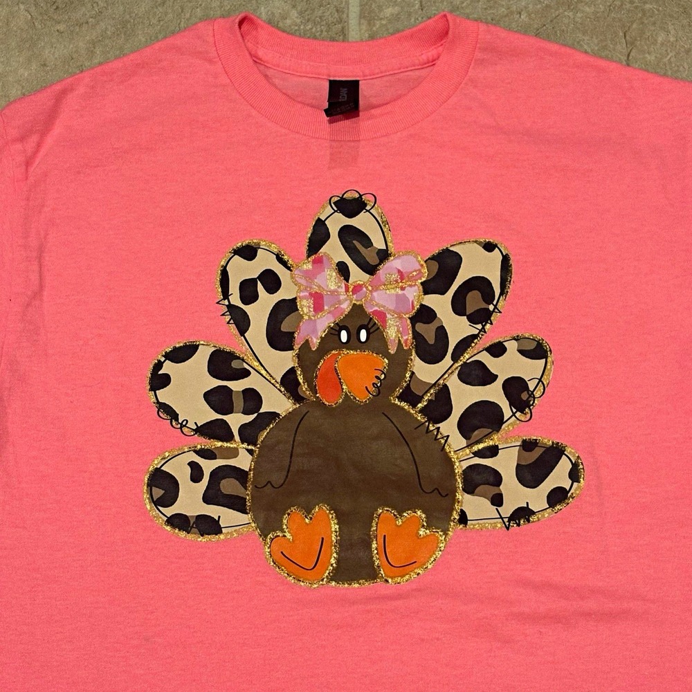 Gildan Heavy Cotton Pink Turkey Thanksgiving Graphic Tee Crew Neck Short M